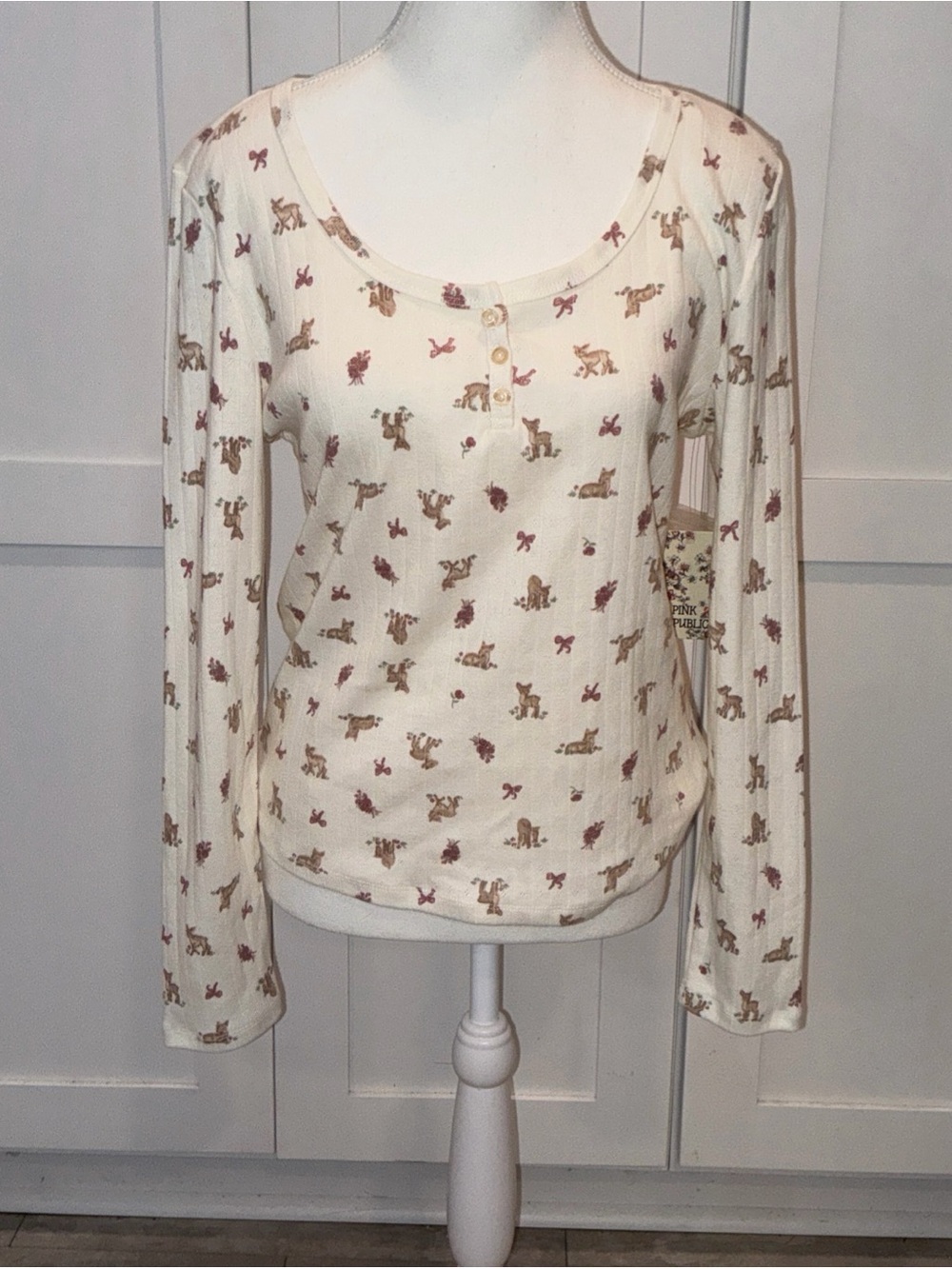 NWT Pink republic ivory Henley top deer and bow print country cottagecore L